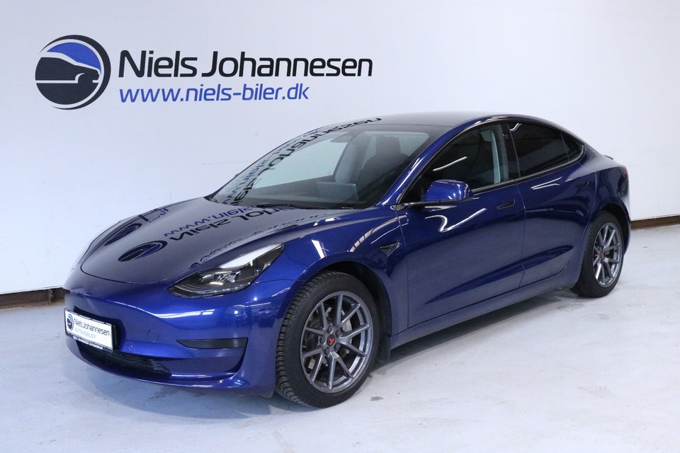 Tesla Model 3 RWD 4d