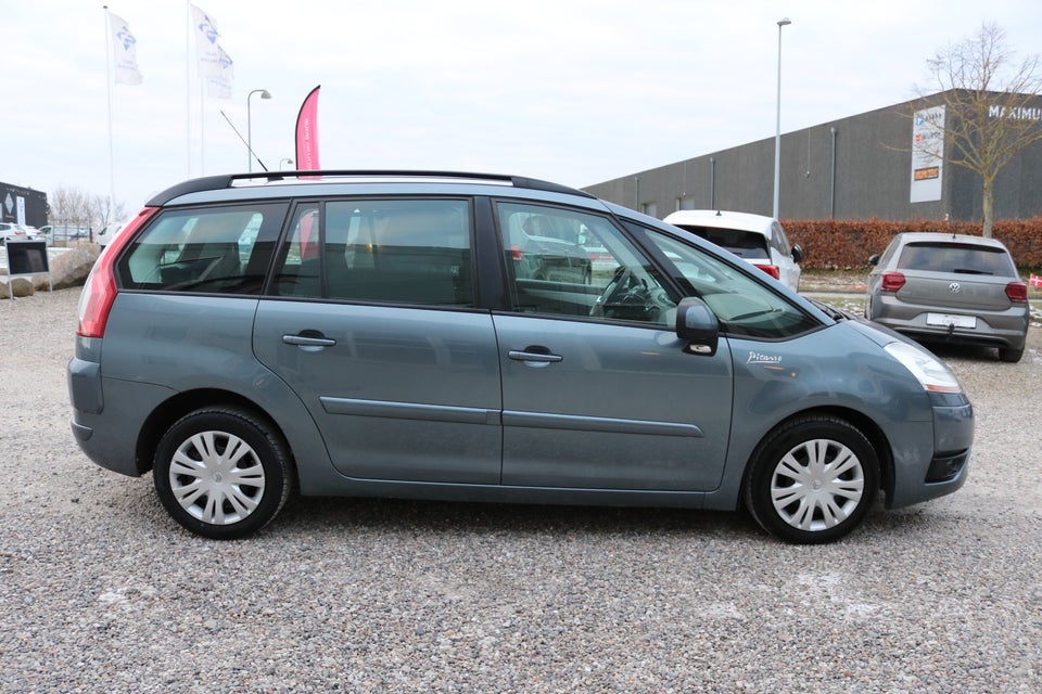 Citroën Grand C4 Picasso 2,0 HDi 138 VTR E6G 7prs 5d