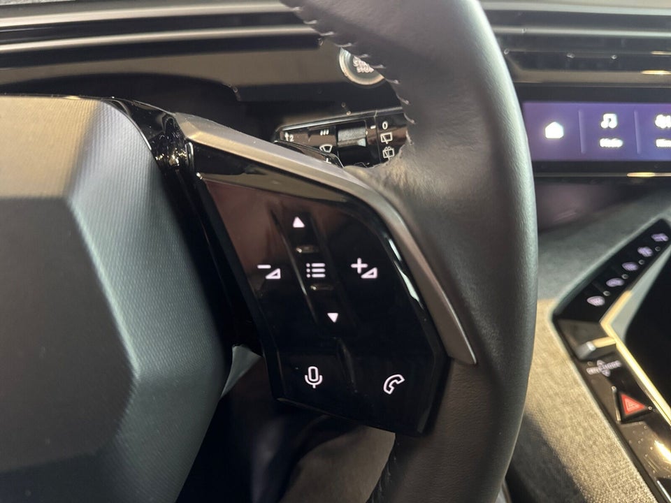 Peugeot e-5008 77 Allure 7prs 5d