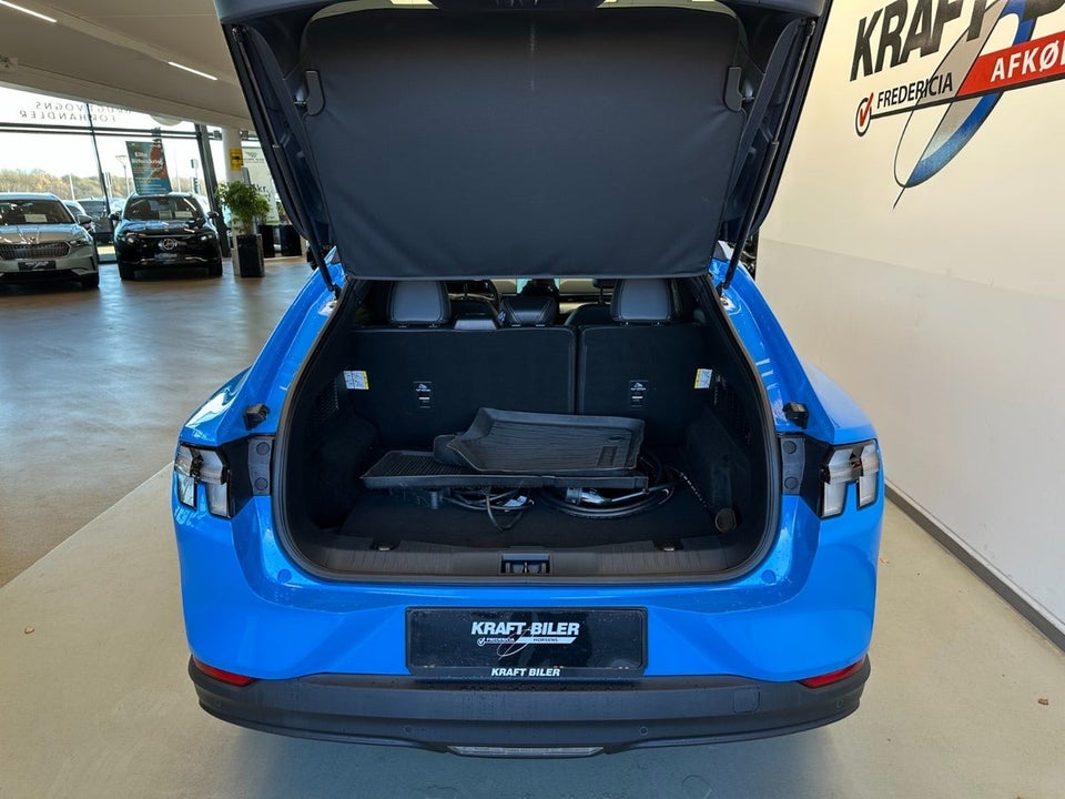 Ford Mustang Mach-E 98 Extended Range 5d