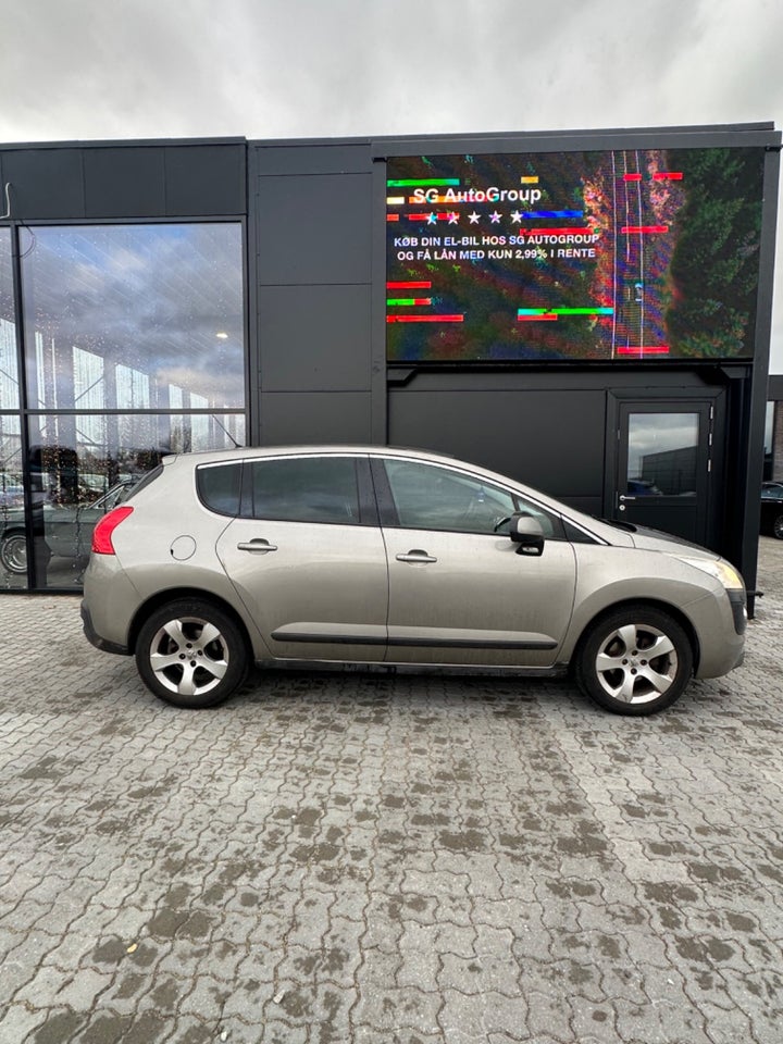 Peugeot 3008 1,6 HDi 110 Premium 5d