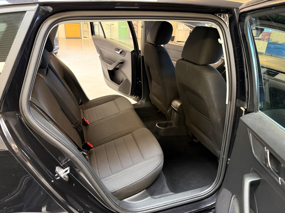 Skoda Rapid 1,2 TSi 90 Style DSG 5d