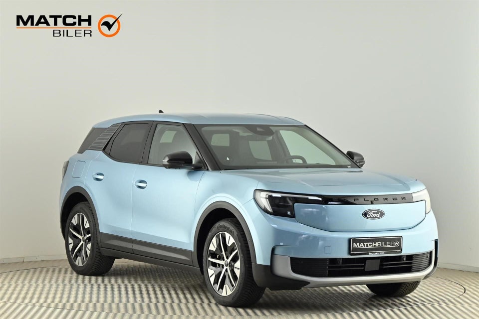 Ford Explorer 84 Select Extended Range AWD 5d