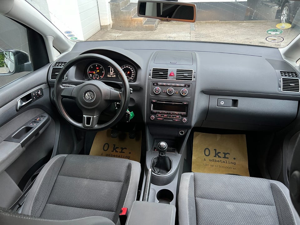 VW Touran 1,6 TDi 105 Comfortline BMT 7prs 5d