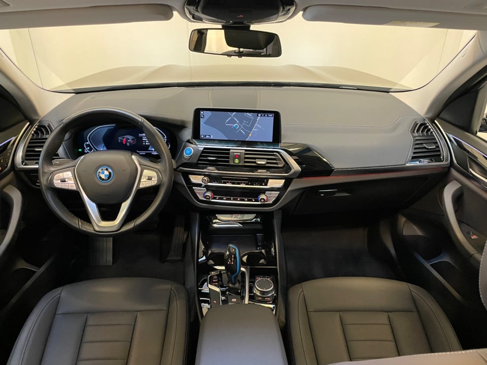 BMW iX3 Charged 5d