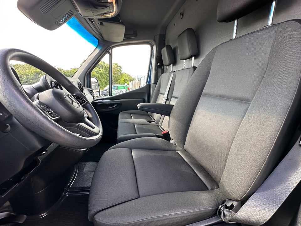 Mercedes Sprinter 317 2,0 CDi A4 Kassevogn aut. RWD