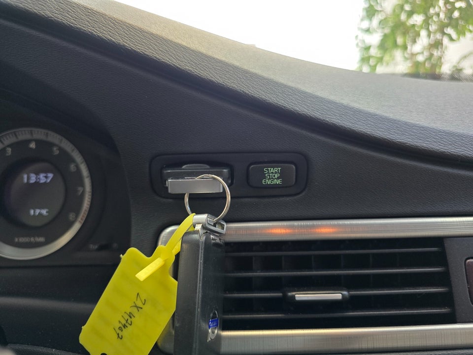 Volvo V70 2,0 Summum 5d