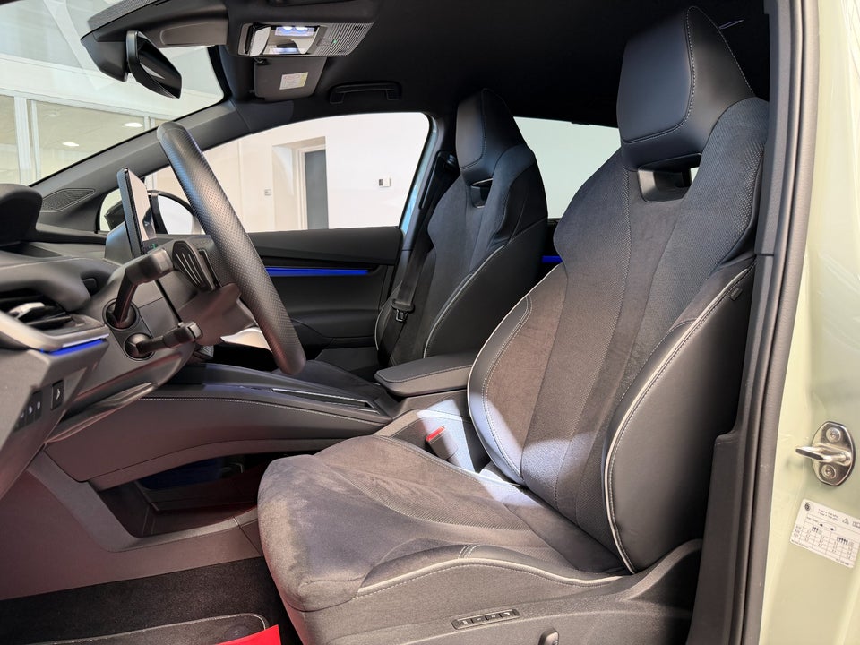 Skoda Elroq 85x iV Sportline 5d