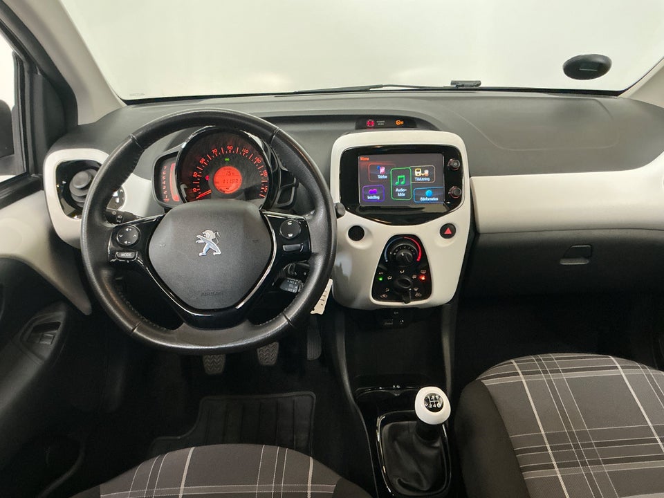 Peugeot 108 1,0 e-VTi 69 White Edition 5d