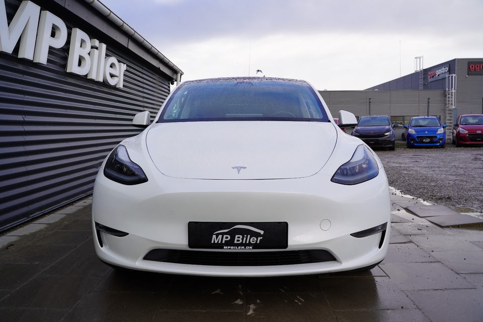 Tesla Model Y Long Range AWD 5d