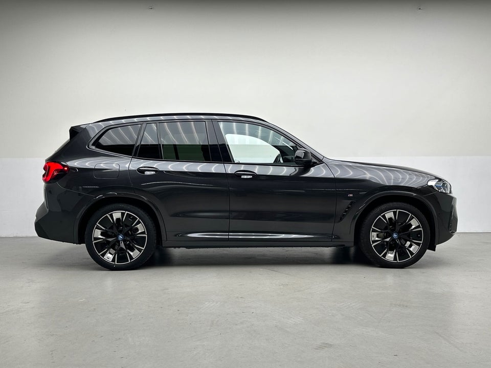 BMW iX3 Charged Plus M-Sport 5d