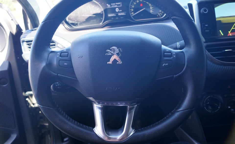 Peugeot 2008 1,2 VTi 82 Allure 5d
