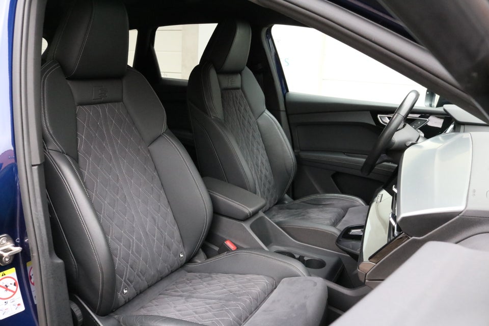 Audi Q4 e-tron 40 S-line 5d