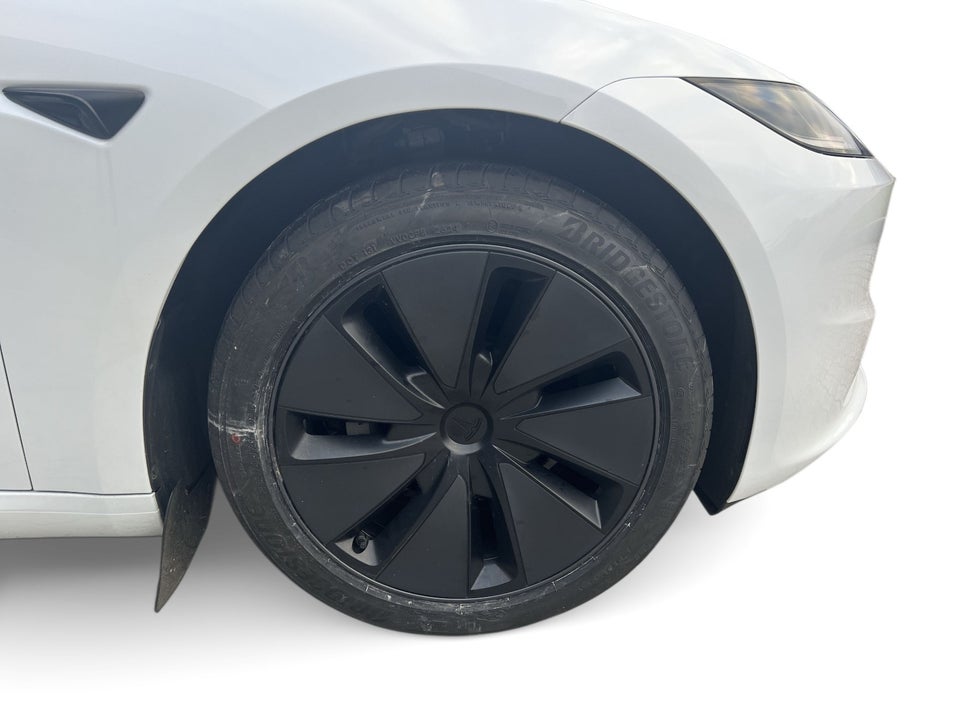 Tesla Model 3 Long Range AWD 4d