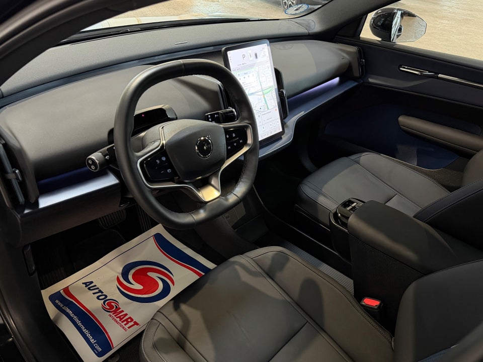 Volvo EX30 Extended Range Ultra 5d