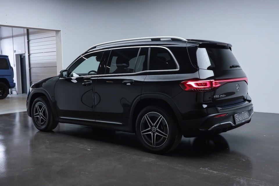 Mercedes EQB250+ AMG Line 5d