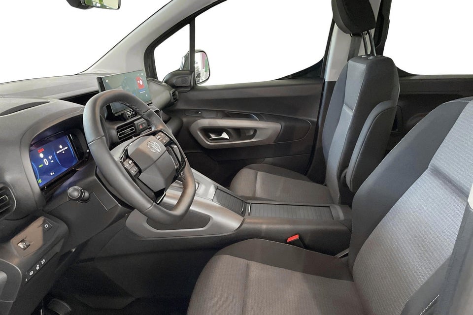 Toyota ProAce City Verso 50 Medium Family 5d