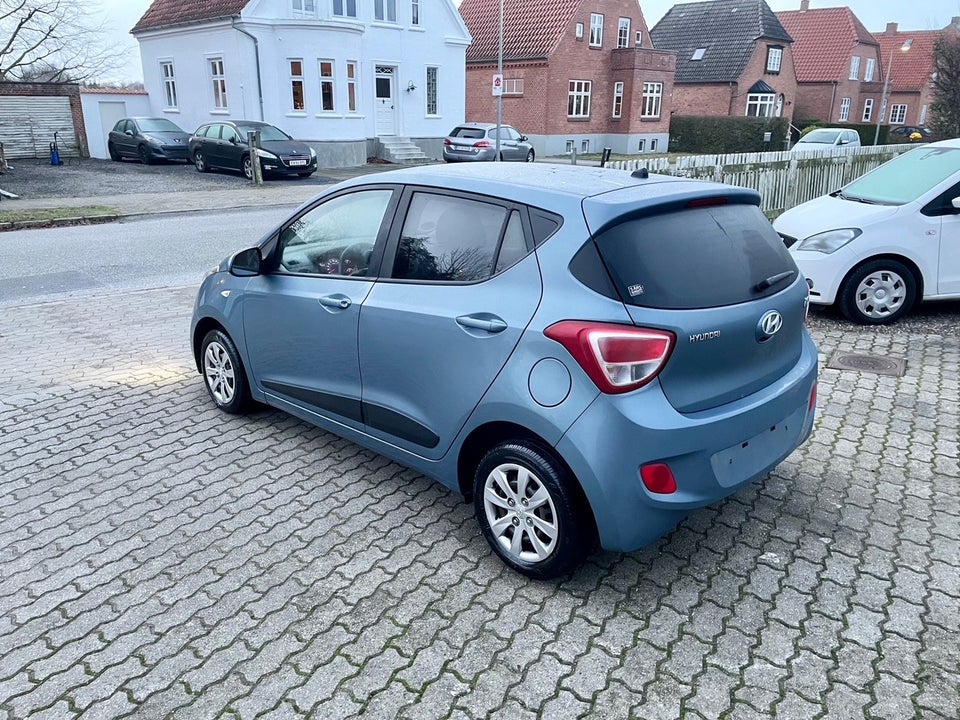 Hyundai i10 1,0 EM-Edition Eco 5d