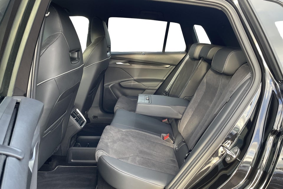 Skoda Elroq 85 iV Sportline 5d