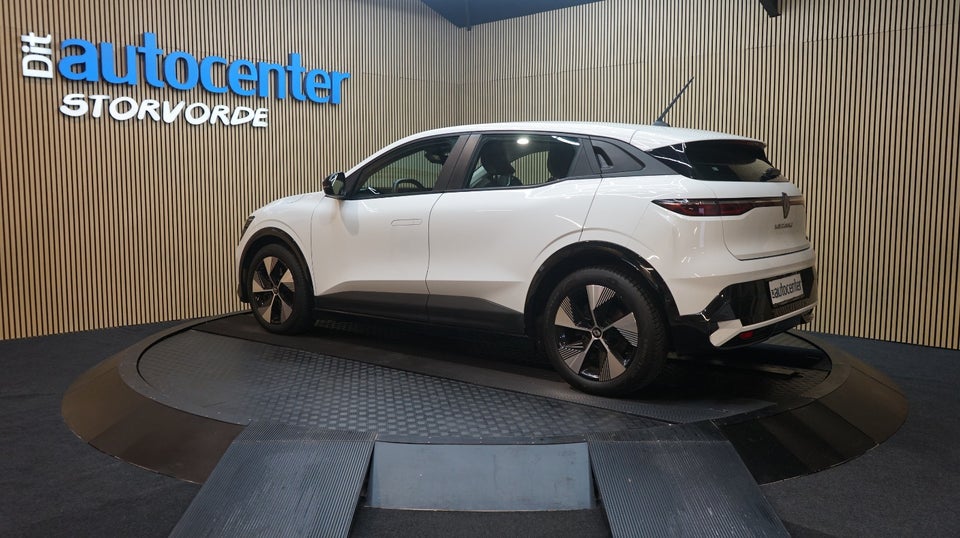 Renault Megane E-Tech 60 Equilibre 5d