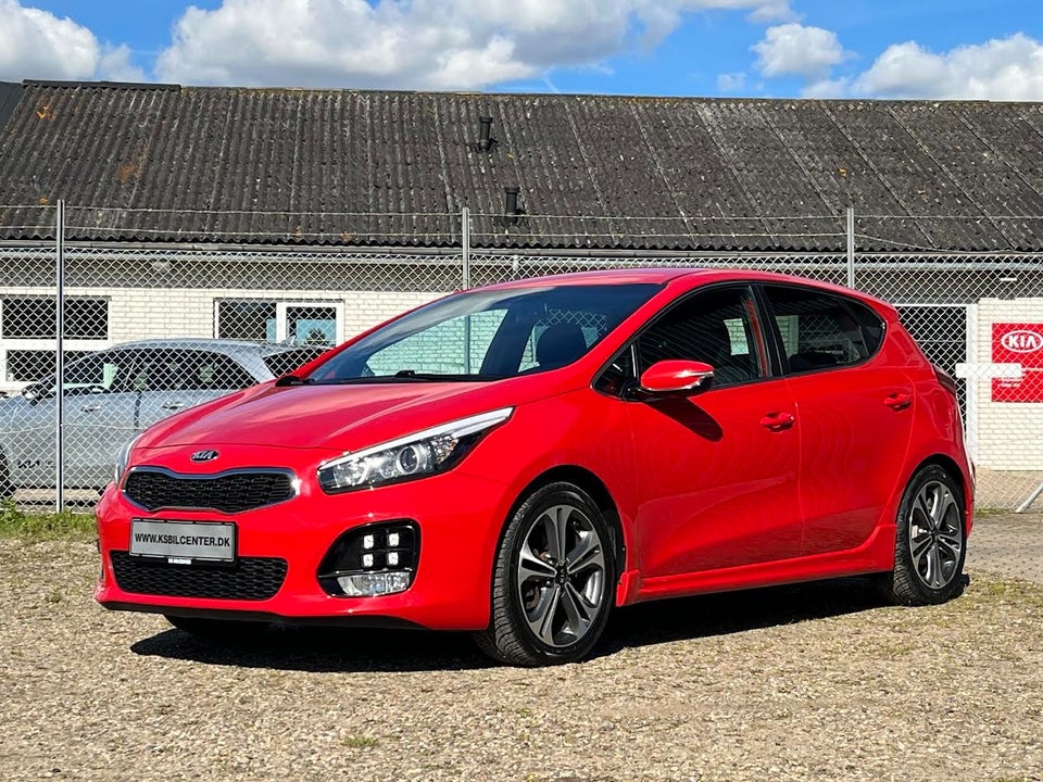 Kia Ceed 1,6 CRDi 136 GT-Line Limited 5d