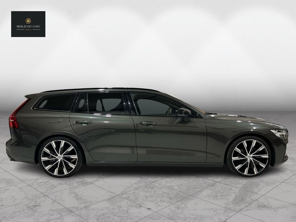 Volvo V60 2,0 B4 197 R-Design aut. 5d