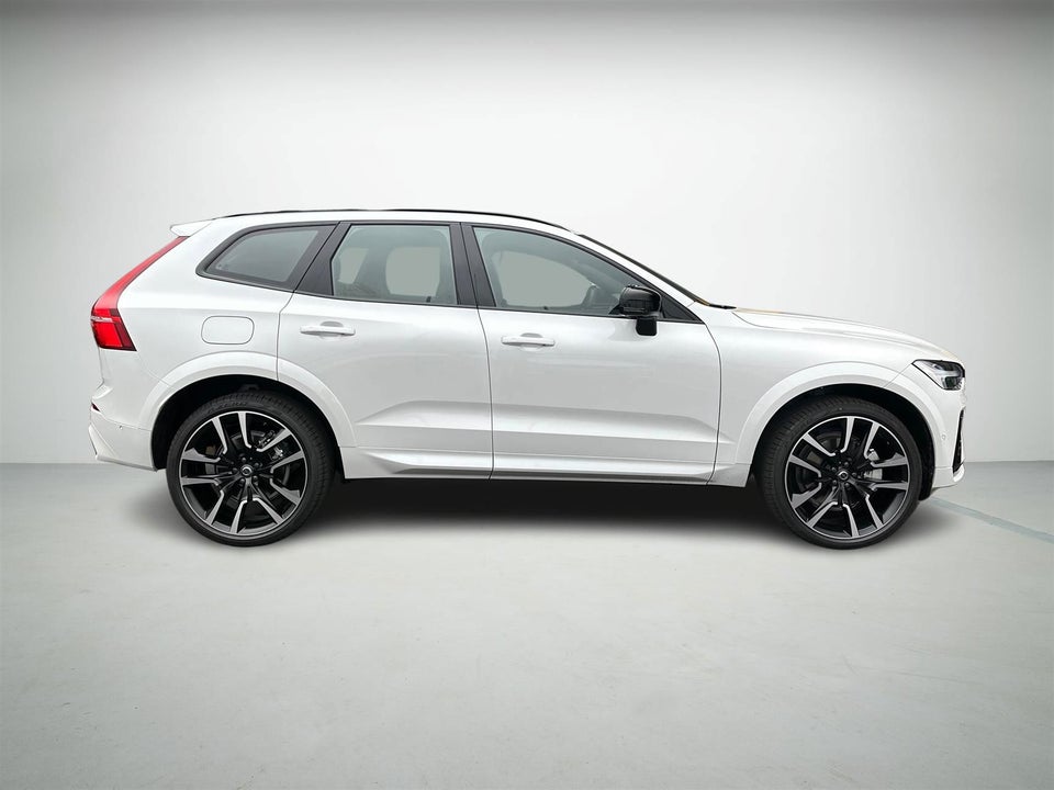 Volvo XC60 2,0 T6 ReCharge Ultimate Dark aut. AWD 5d