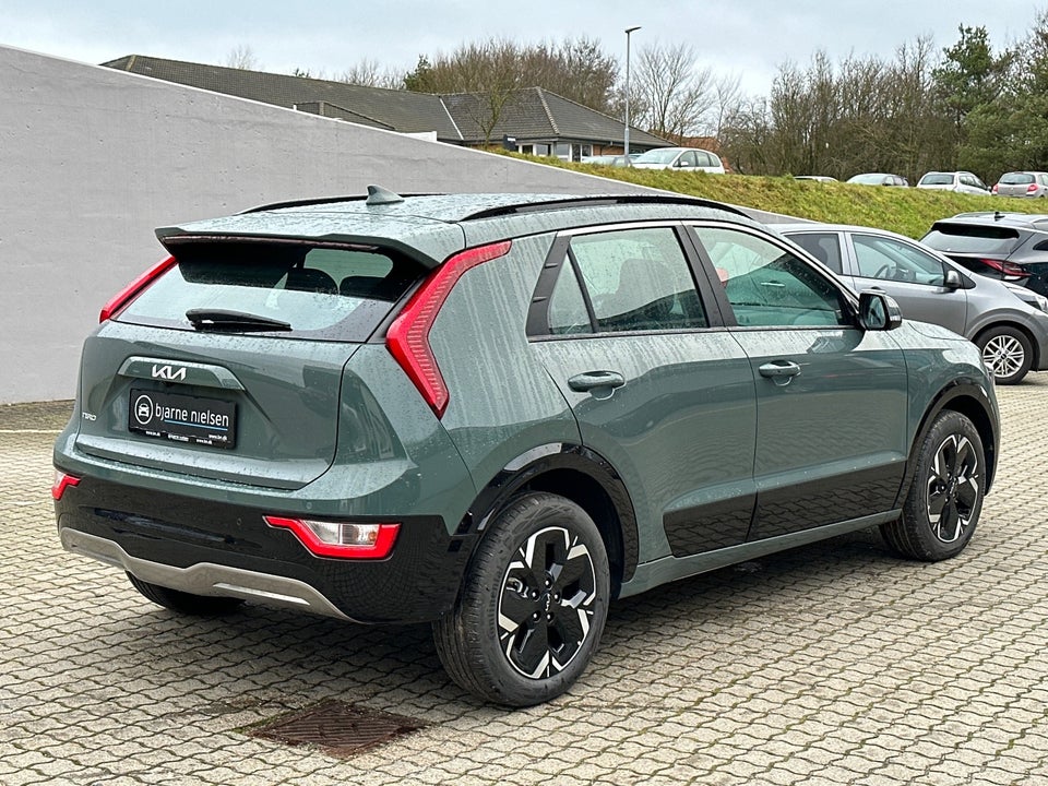 Kia Niro 64 EV Access Plus 5d