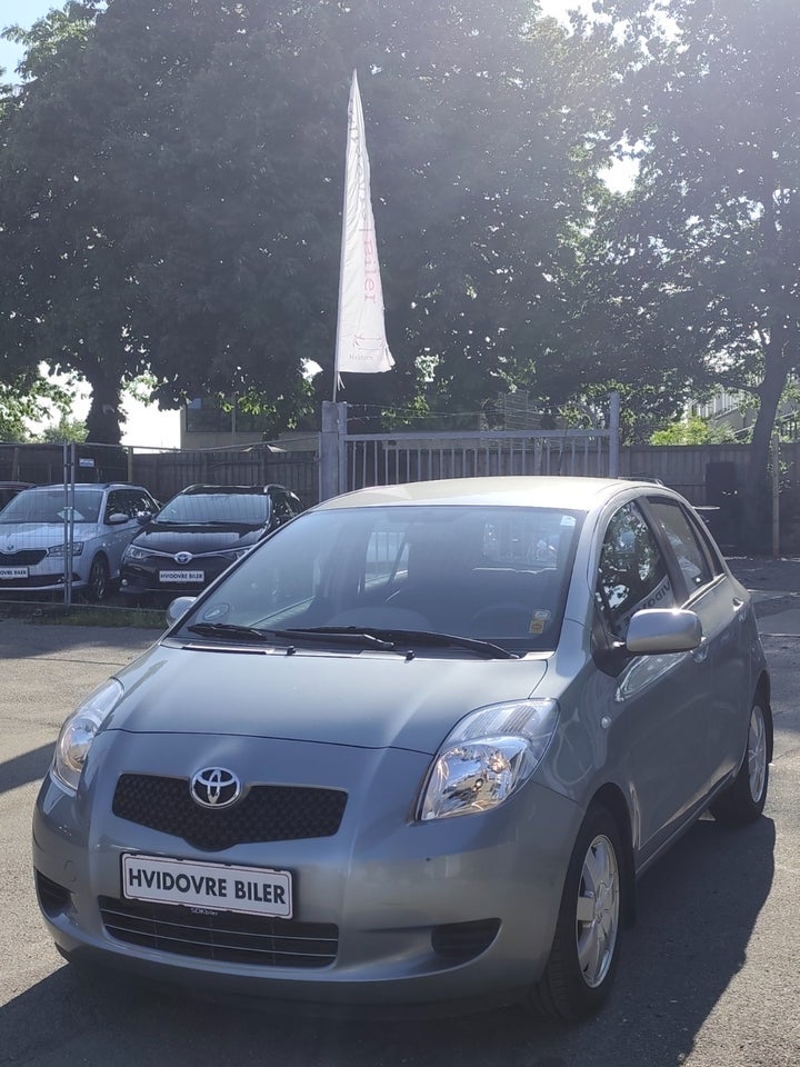Toyota Yaris 1,3 Luna 5d