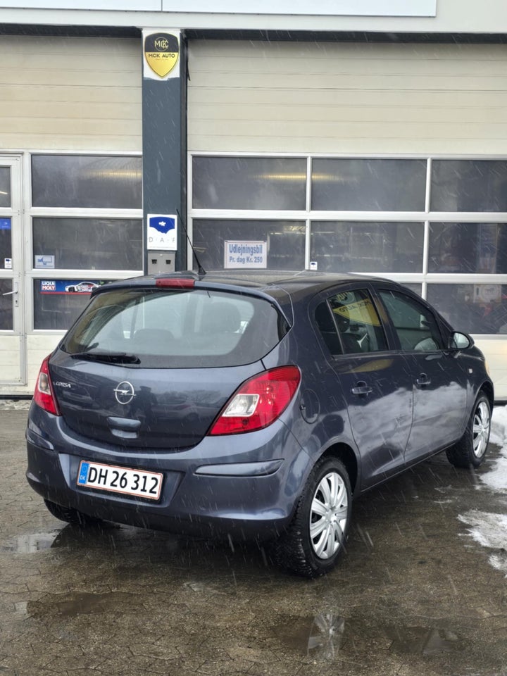 Opel Corsa 1,0 12V Enjoy 5d