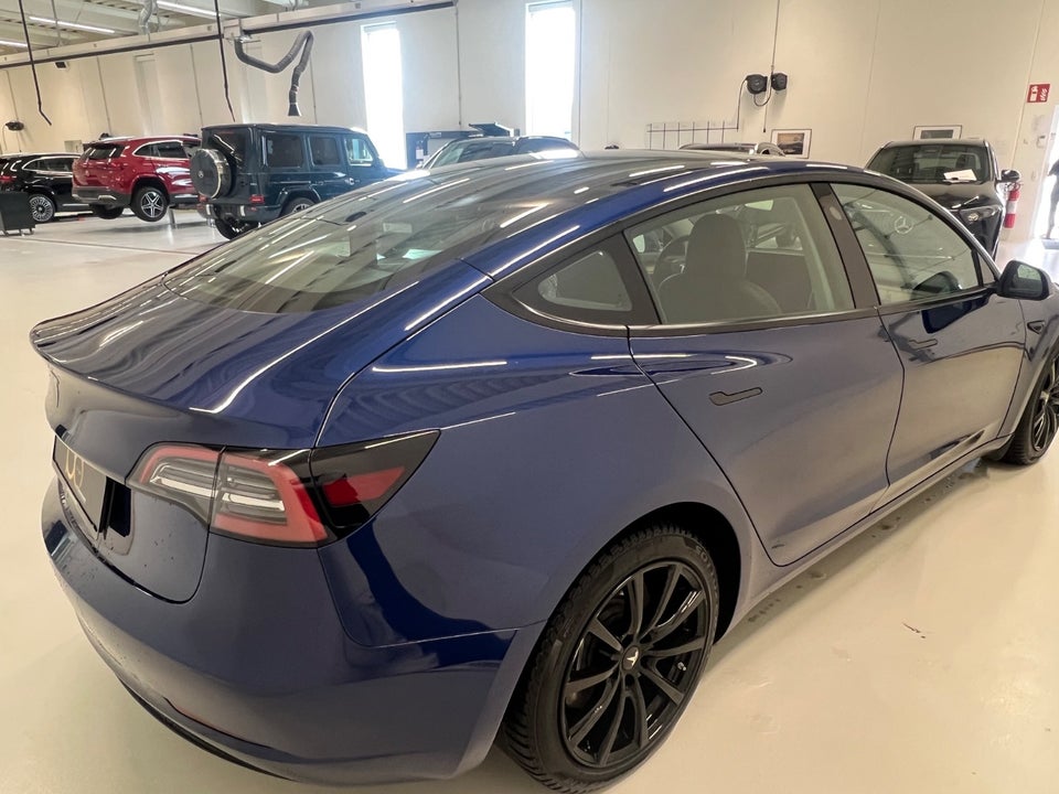 Tesla Model 3 RWD 4d