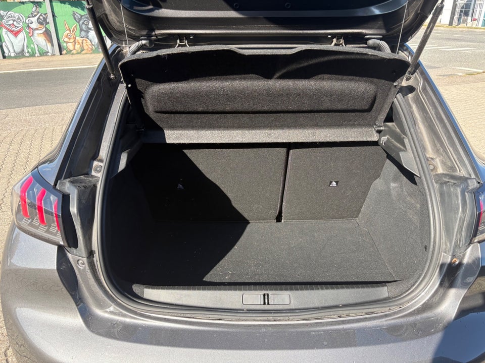 Peugeot 208 1,2 PureTech 100 Allure Sky 5d