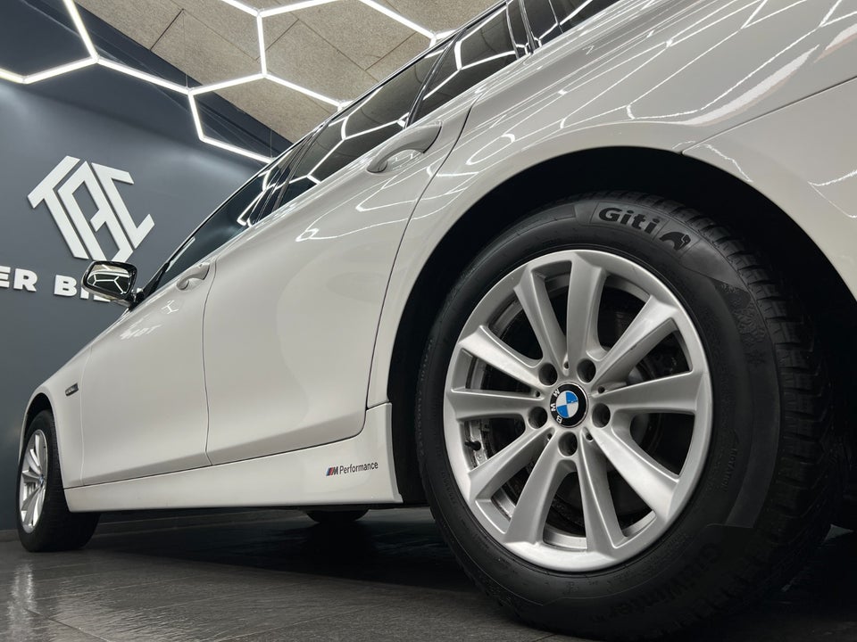 BMW 520d 2,0 Touring 5d