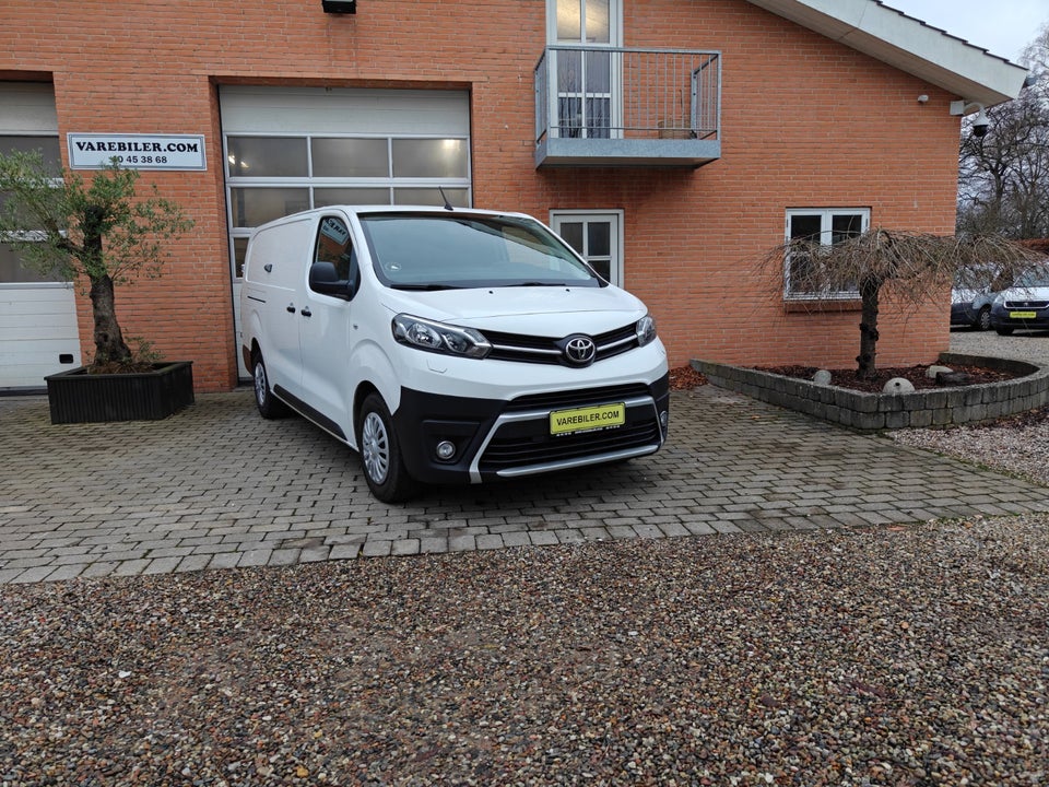 Toyota ProAce 2,0 D 120 Long Comfort 6d