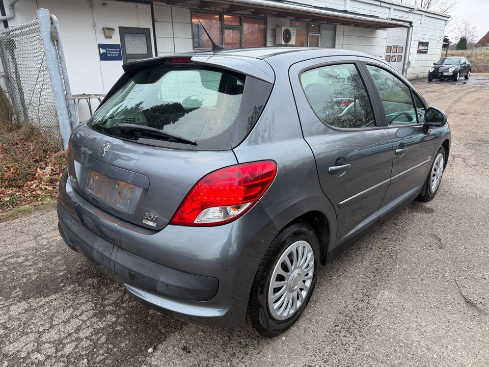 Peugeot 207 1,6 HDi 90 Comfort+ 5d