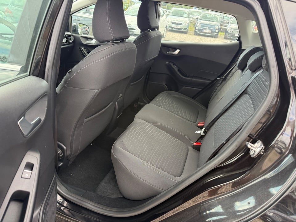 Ford Fiesta 1,0 EcoBoost mHEV Titanium 5d