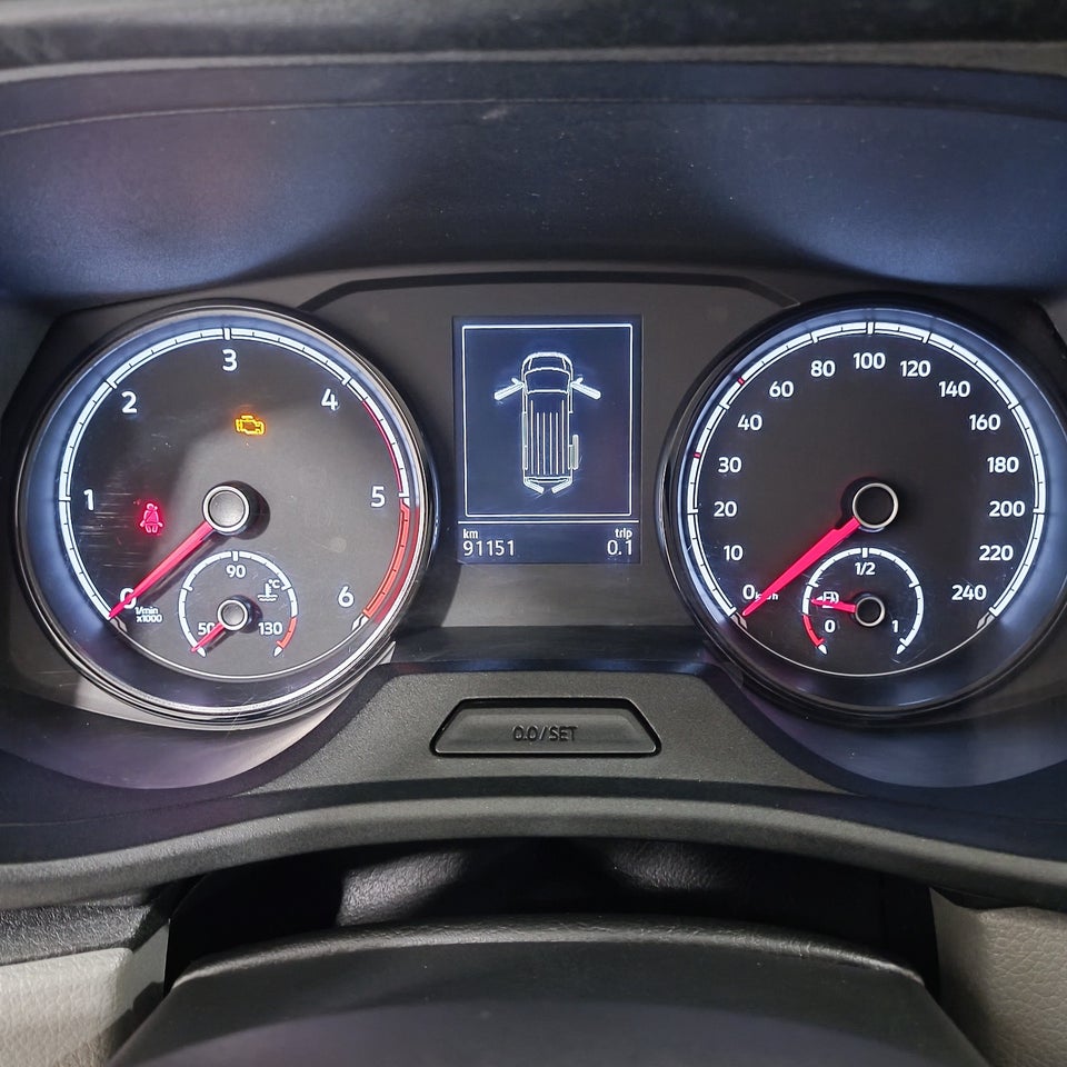 VW Transporter 2,0 TDi 150 Kassevogn lang