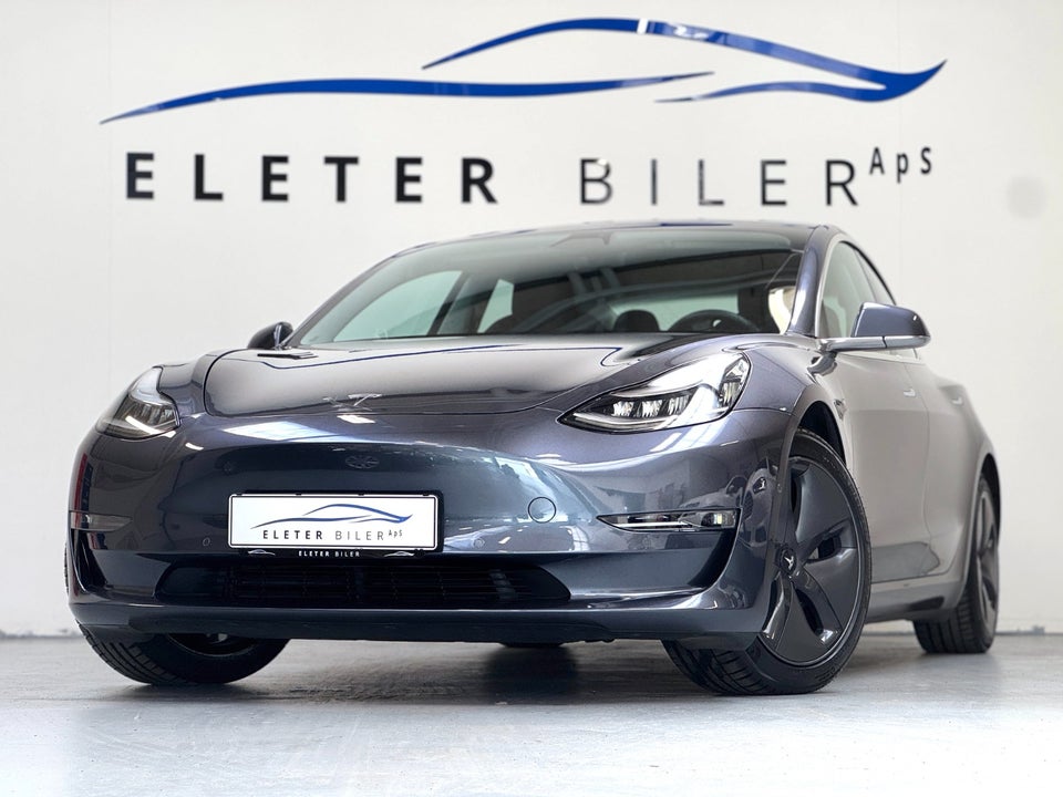 Tesla Model 3 Long Range AWD 4d