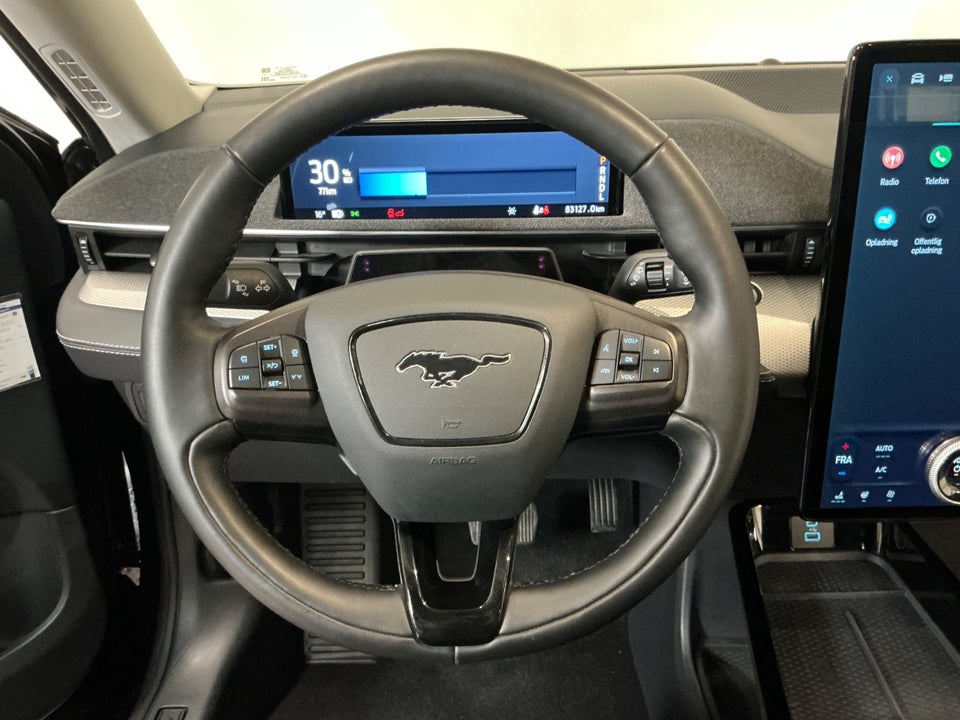 Ford Mustang Mach-E 68 Standard Range 5d