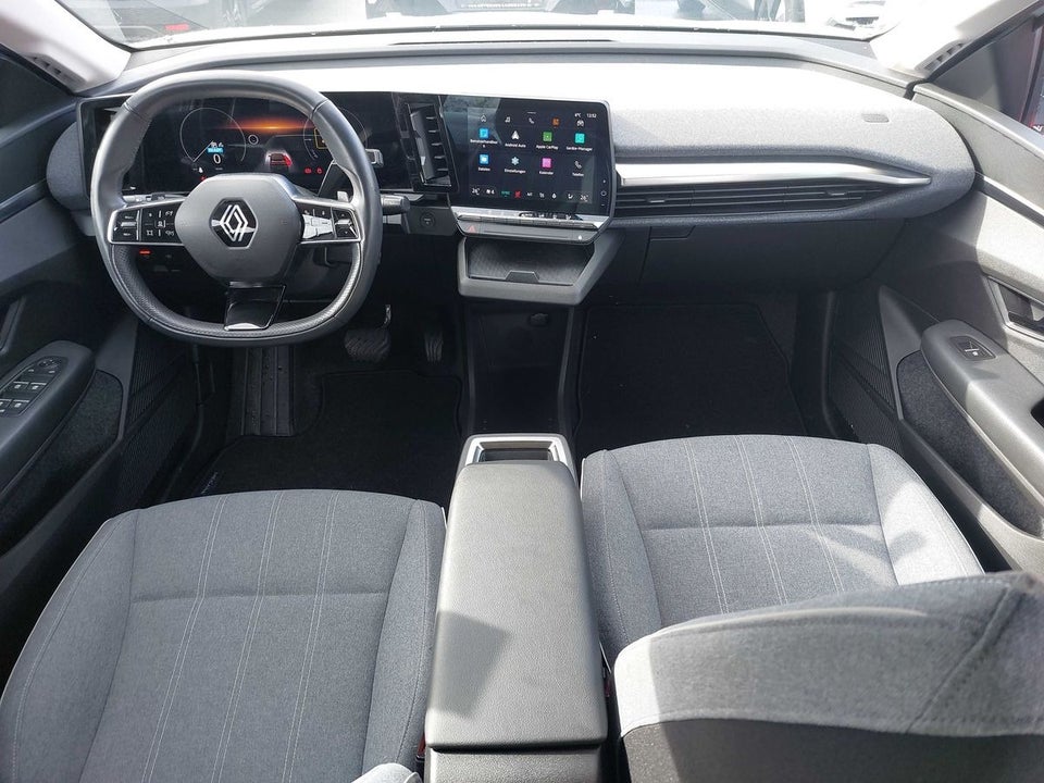 Renault Megane E-Tech 40 Equilibre 5d