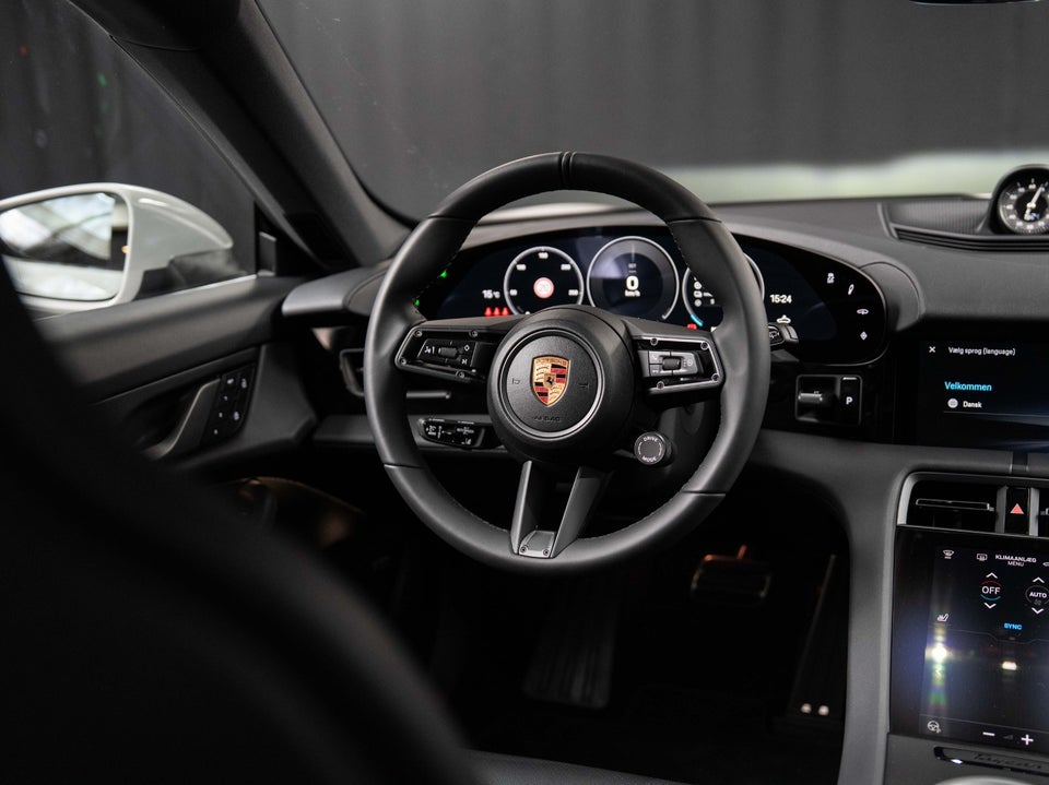 Porsche Taycan 4 Performance+ Cross Turismo 5d