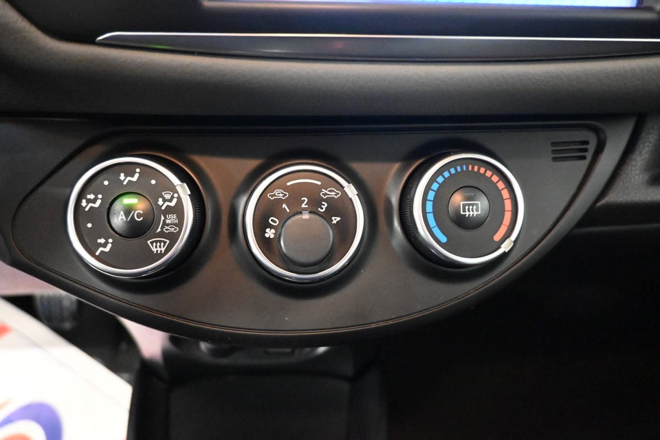 Toyota Yaris 1,0 VVT-i T2 5d