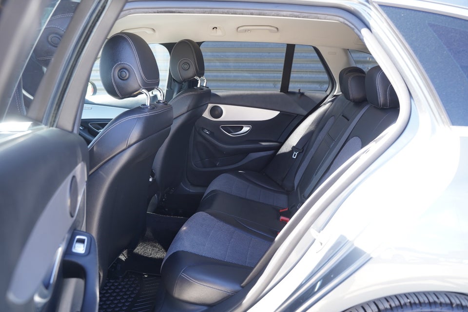 Mercedes C220 d 2,2 AMG Line stc. aut. 5d