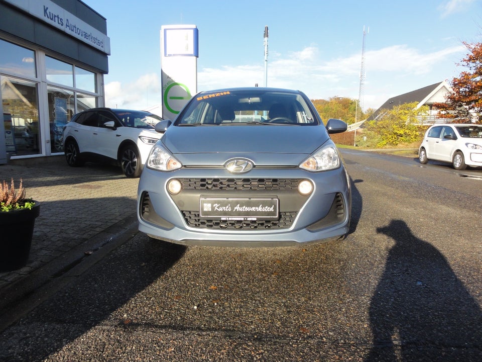 Hyundai i10 1,0 Touch 5d