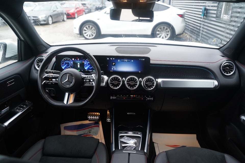 Mercedes EQB250+ AMG Line 5d