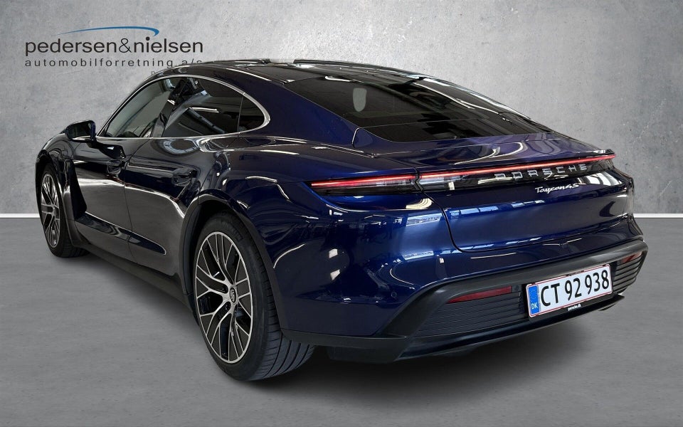 Porsche Taycan 4S 4d