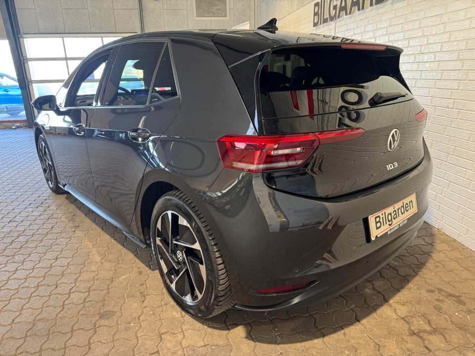 VW ID.3 58 Family 5d