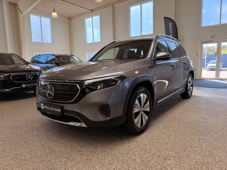 Mercedes EQB250 5d
