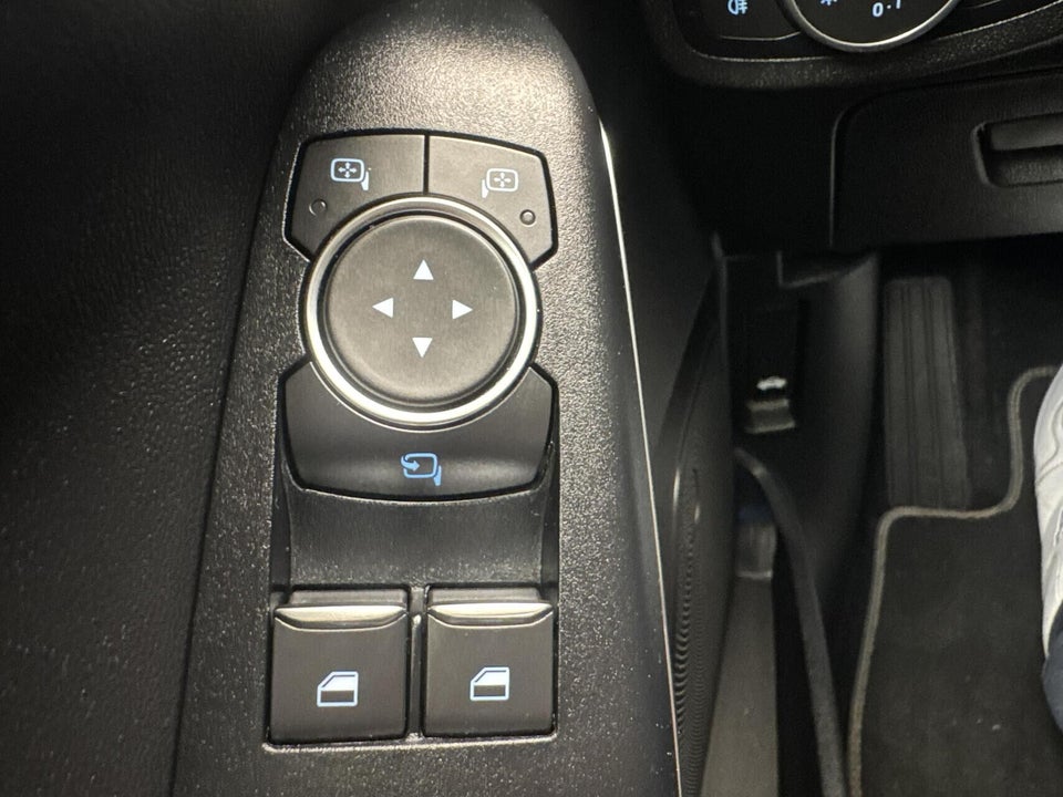 Ford Fiesta 1,0 EcoBoost Titanium 5d