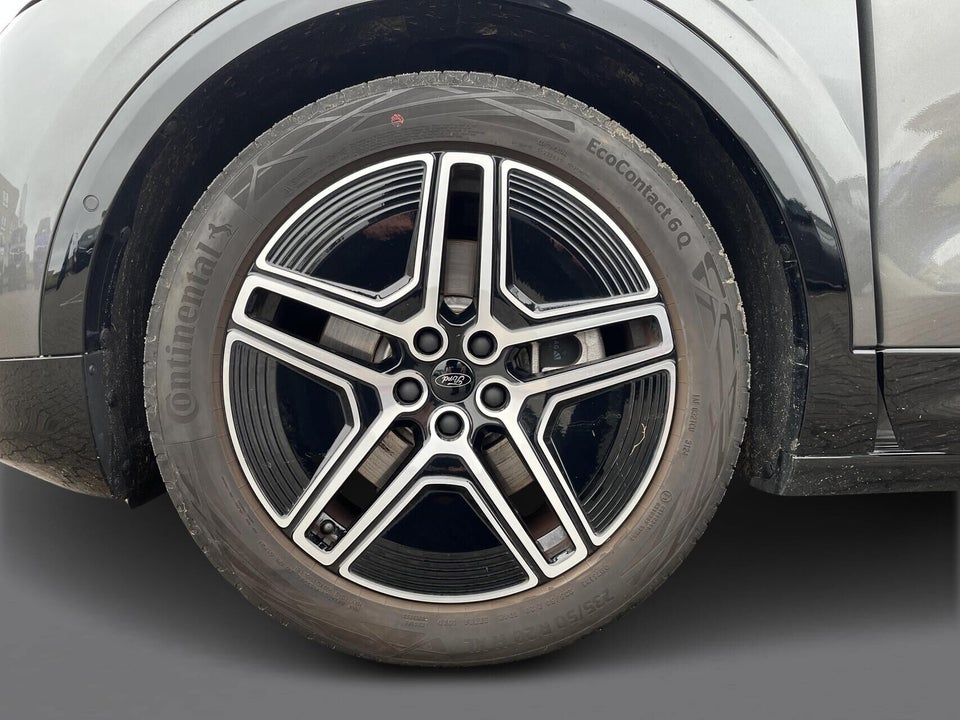 Ford Capri 82 Select Extended Range 5d